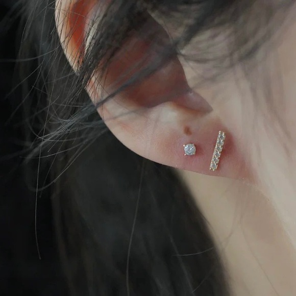 Sterling silver earrings, mini ear studs earrings,sterling silver studs earrings - Picture 5 of 8